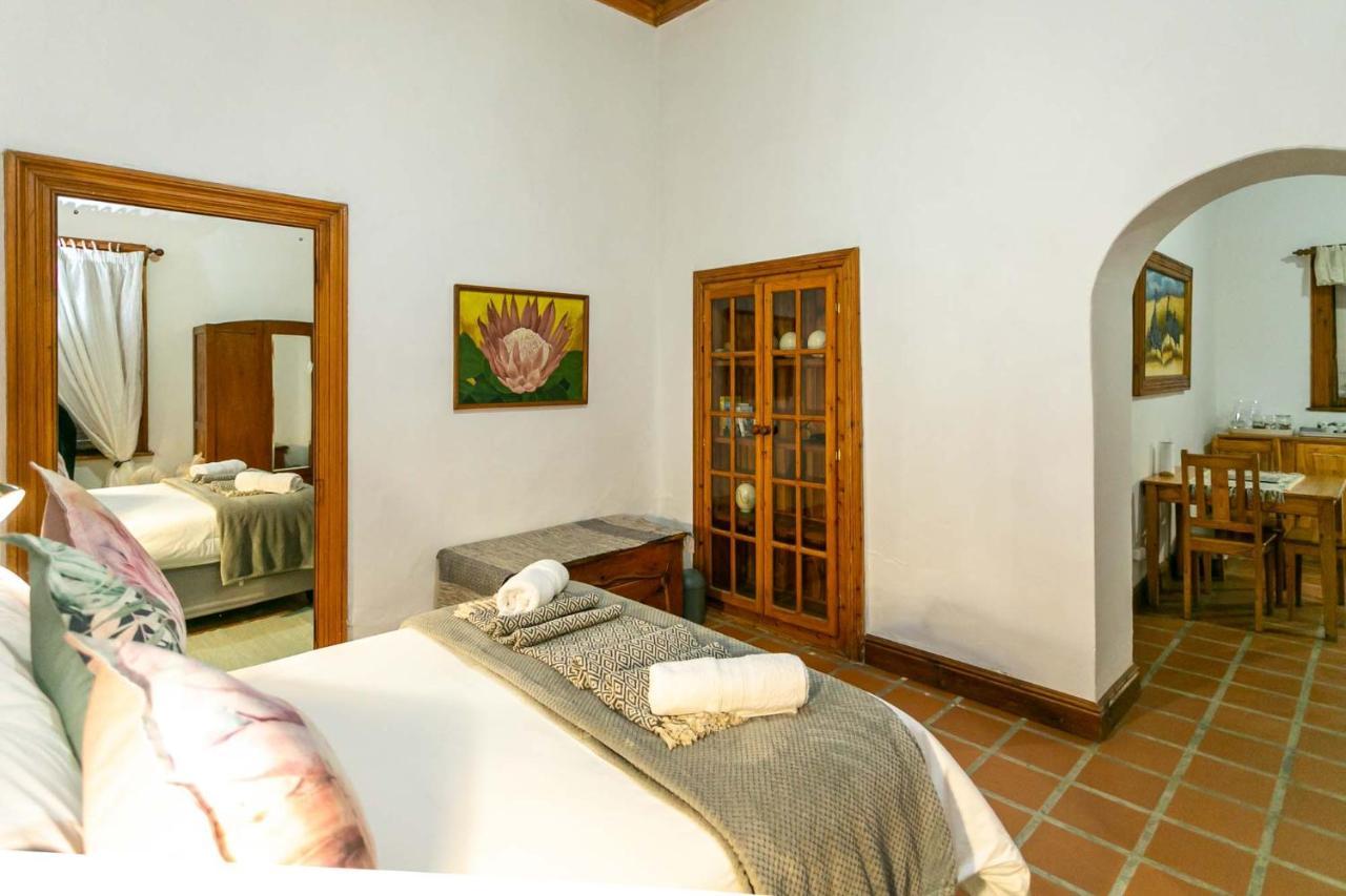 Hotel Ravenscliff Manor Oudtshoorn Esterno foto