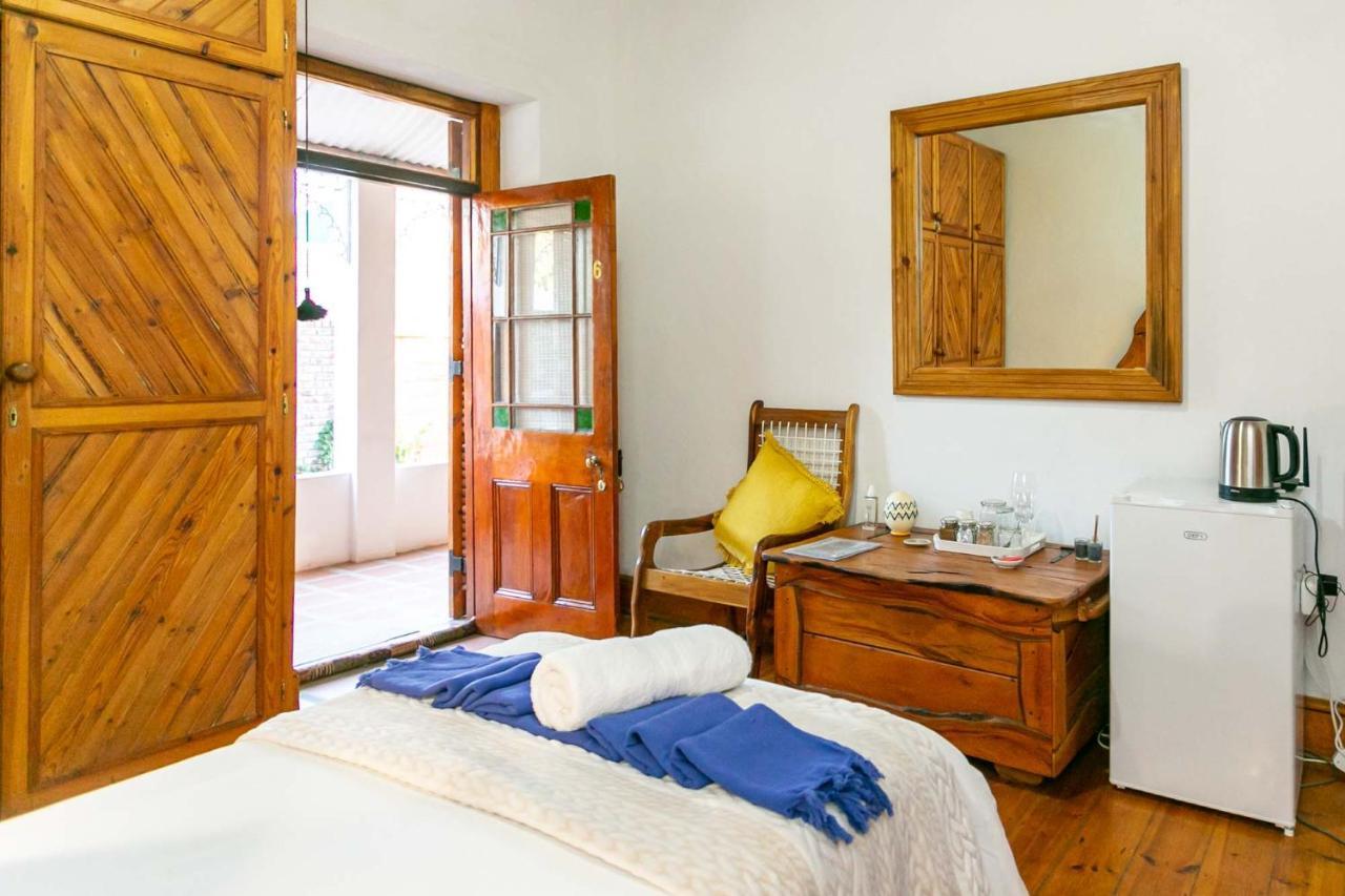 Hotel Ravenscliff Manor Oudtshoorn Esterno foto